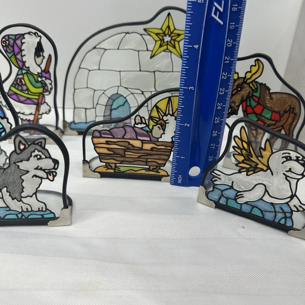 Arctic Circle Alaskan Stained Painted Glass 7 Pc Nativity Igloo Moose Seal Snow - Picture 11 of 13